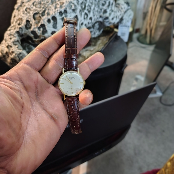 Vintage André Bouchard Swiss Watch – 17 Jewels, Incabloc, Manual Wind Dress Time - Picture 1 of 13